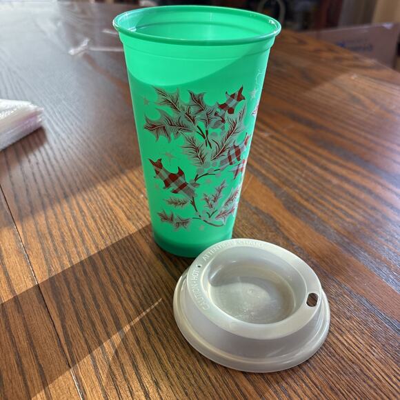 STARBUCKS 2024 CHRISTMAS REUSABLE GREEN CUP 16 Oz ~ NEW!! - Picture 2 of 4